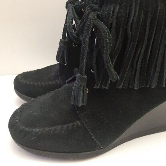 MINNETONKA Fringe Suede Lace-Up Wedge Heel Booties Black Size 6.5 - Picture 10 of 16